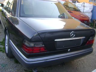 ΦΤΕΡΟ ΠΙΣΩ ΑΡΙΣΤΕΡΟ MERCEDES W124 1990-1996MOD 