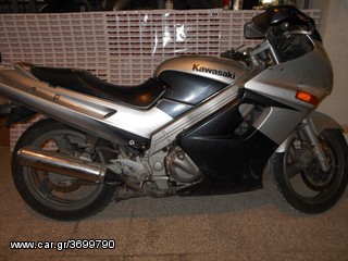 Kawasaki ZZR 250  '00