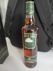 Cutty sark blended malt scotch whisky-thumb-3