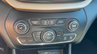 Jeep Cherokee 2015 DIESEL COPA CAR-thumb-21