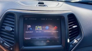 Jeep Cherokee 2015 DIESEL COPA CAR-thumb-20