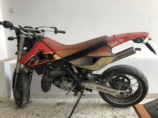 APRILIA SX 125 ΠΛΗΡΩΣ ΛΕΙΤΟΥΡΓΙΚΟ ΓΙΑ ΑΝΤΑΛΛΑΚΤΙΚΑ ΣΕ ΚΟΜΜΑΤΙΑ