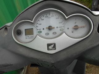 HONDA DYLAN 125 150-thumb-6