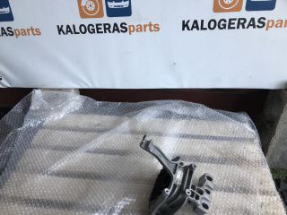 AUDI A3  Βάση κινητήρα δεξιάς πλευράς 5Q0199262BJ 5569501
