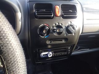 Opel Agila 2002-thumb-9