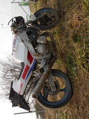 YAMAHA FZR 400R EXUP-thumb-2