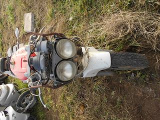 YAMAHA FZR 400R EXUP-thumb-3