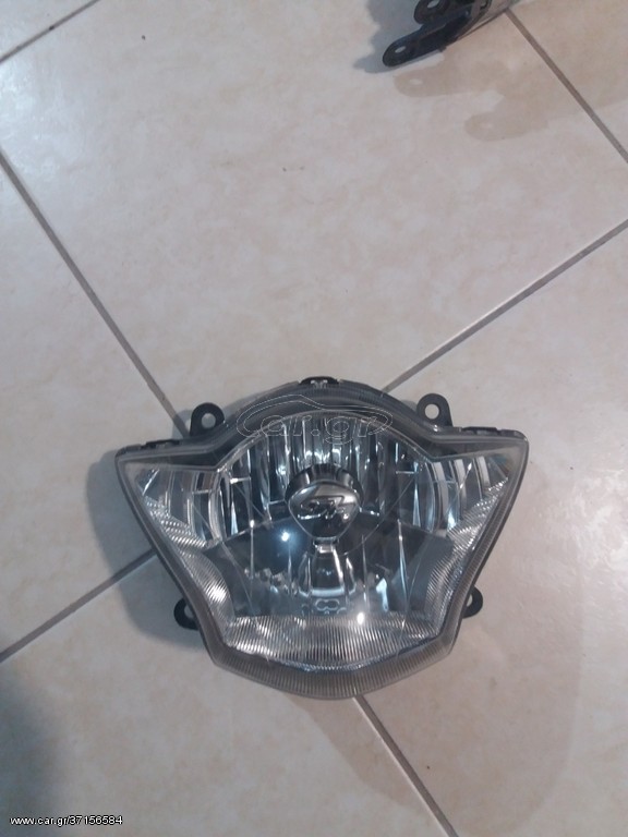 ΦΑΝΑΡΙ ΕΜΠΡΟΣ HONDA SH 150