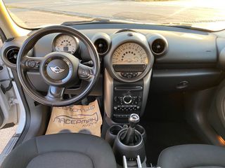 Mini Countryman 2012-thumb-5