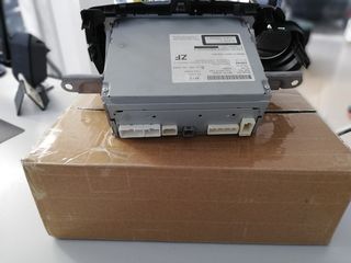 R/CD TOYOTA YARIS-thumb-1