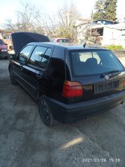 volkswagen golf-thumb-1