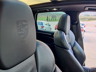 Porsche Cayenne 2016 PLATINUM EDITION-thumb-21