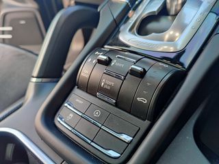 Porsche Cayenne 2016 PLATINUM EDITION-thumb-22