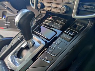 Porsche Cayenne 2016 PLATINUM EDITION-thumb-23