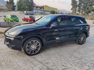 Porsche Cayenne 2016 PLATINUM EDITION-thumb-3