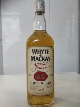 Whyte & Mackay special reserve scotch whisky