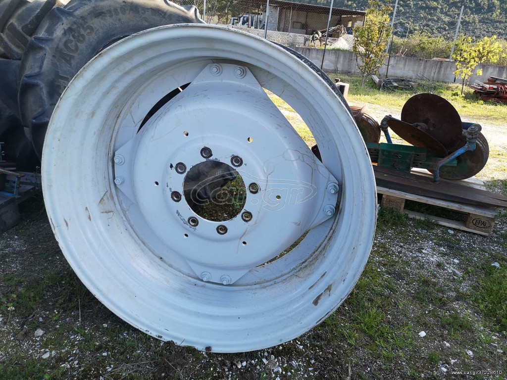 Ζάντα 38 αρα New Holland 
