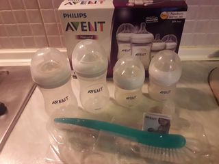 PHILIPS AVENT NEWBORN SET