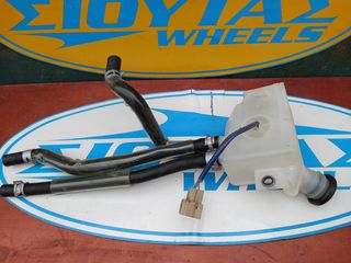 Toyota dyna 100 - 150 δοχειο υγρών  2001- 2012