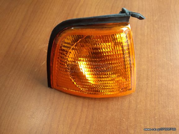 AUDI 80 1986-1991 ΓΩΝΙΑ ΦΛΑΣ ΔΕΞΙΑ