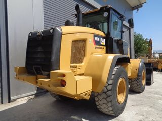 Φορτωτής Με Λάστιχα CAT 2016 930M-thumb-1