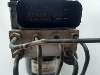 Ford - FOCUS 00 - 04-thumb-2