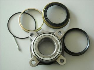ΜΟΥΑΓΙΕ ΡΟΥΛΕΜΑΝ TOYOTA HILUX ΕΜΠΡΟΣΘΙΟ ΧΩΡΙΣ ABS ΜΕ ΤΣΙΜΟΥΧΕΣ