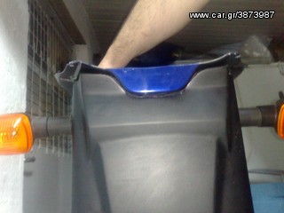 suzuki gsx 1400-thumb-3