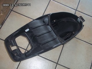 ΚΟΥΒΑΣ ΚΑΔΟΣ ΣΕΛΑΣ ΓΙΑ HONDA SH 150 i 2010-12