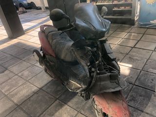 YAMAHA MAJESTY 125cc-thumb-1