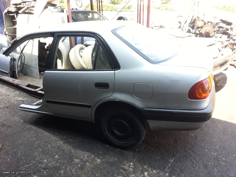 TOYOTA COROLLA 111 1300cc
