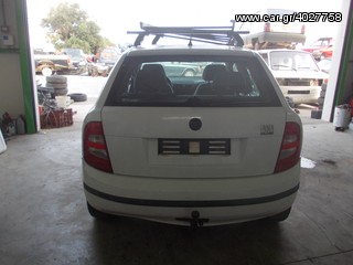SKODA FABIA  2003     1390cc-thumb-1