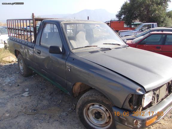 TOYOTA HILUX  1992  1800CC