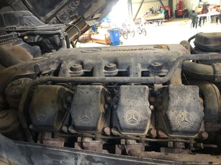 Mercedes-Benz 2001 2653-thumb-30