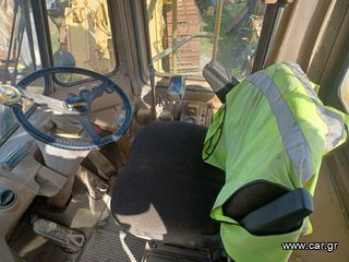 Loader With Tires CAT 1989 980 c-thumb-2