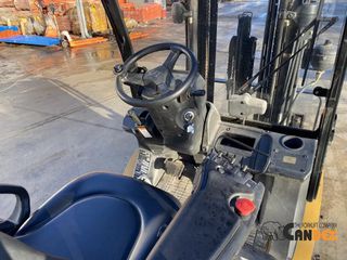 CAT 2005 GP25N-thumb-6