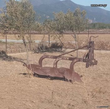 Tractor ploughs - plow '89