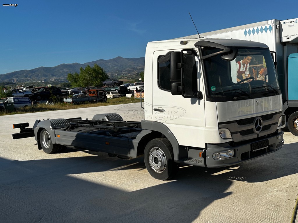 Αυτοκινητοφόρο Mercedes-Benz 2010 Atego 818 euro5 φούστα πισω