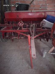 Tractor seeding machinery '80