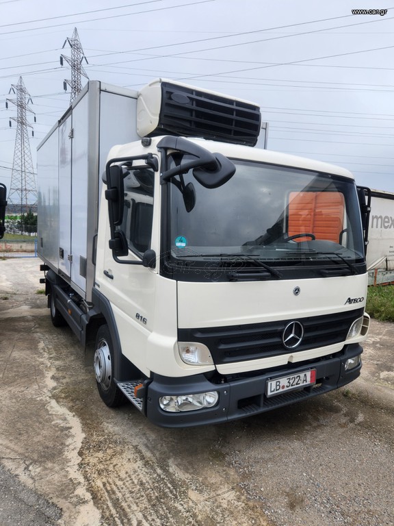 Ψυγείο Mercedes-Benz 2011 atego 816