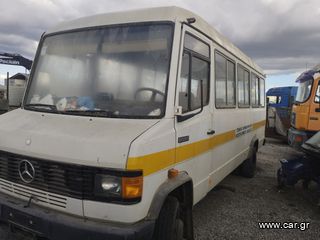 Mercedes-Benz 1990-thumb-1