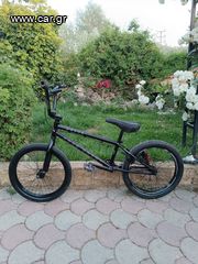 BMX FreeAgent 2022