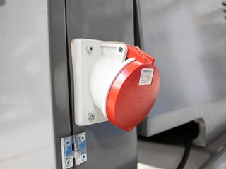 Γεννήτρια Graecus 2026 GP32 | Γεννήτρια τρακτέρ τριφ/κή, κλειστού τύπου-thumb-12