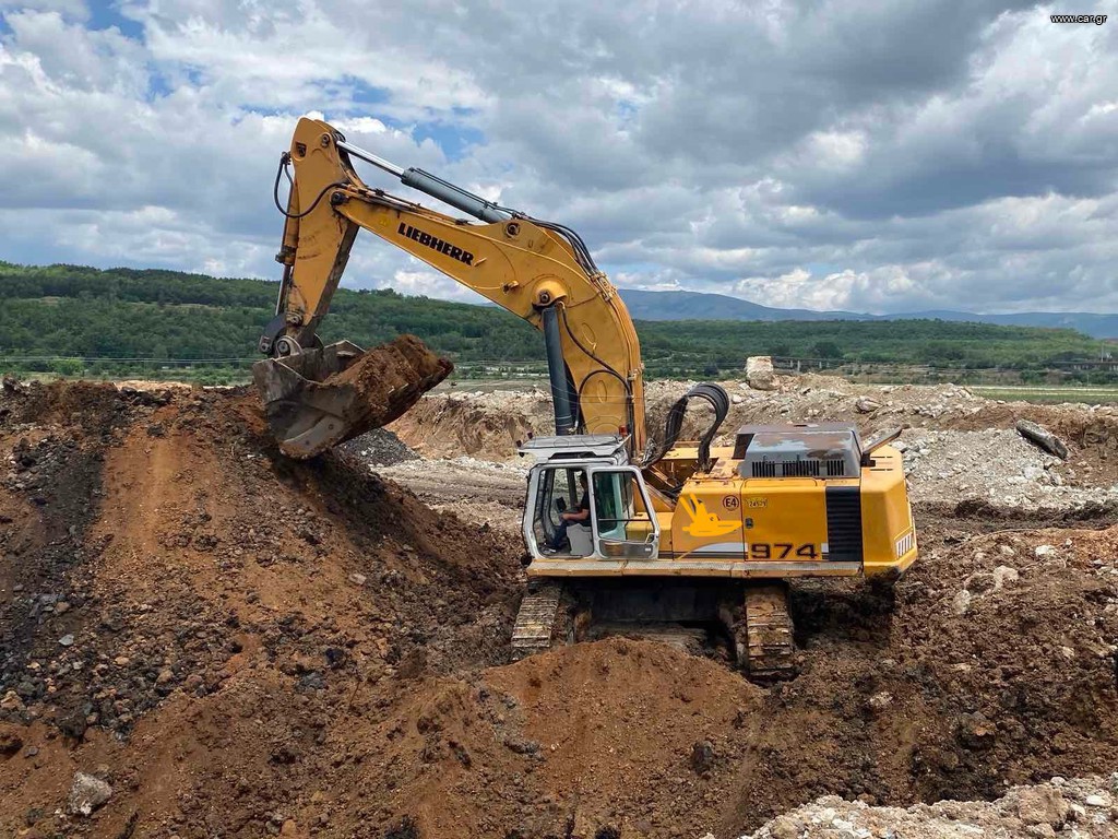 Ερπύστριες Liebherr 2010 974