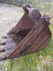 Buckets Liebherr 2000-thumb-2