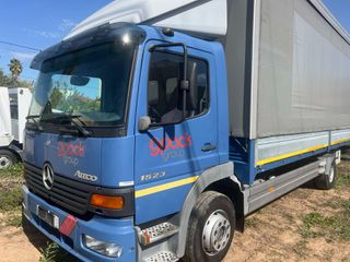 Καρότσα Κουρτίνα Mercedes-Benz 2002 ATEGO