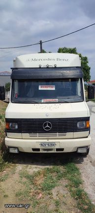 Mercedes-Benz '96 611