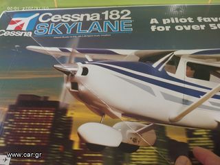 Τηλεκατευθυνόμενο αεροπλάνα '22 Cessna 182 GOLDEN EDITION/TOP FLITE