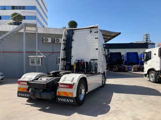 Volvo 2017 FH13 540 hp-thumb-6