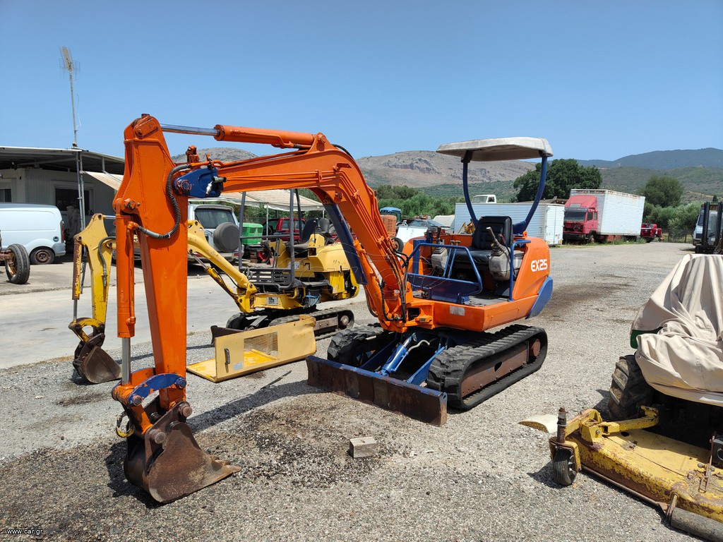 Εκσκαφέας Με Ερπύστριες Hitachi 1994 Ex25 2,5tn